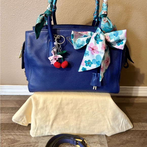 Prada Galleria lux leather crossbody bag - Picture 4 of 14